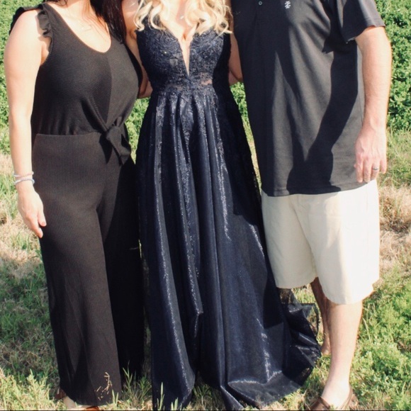 prom dress - Picture 2 of 7